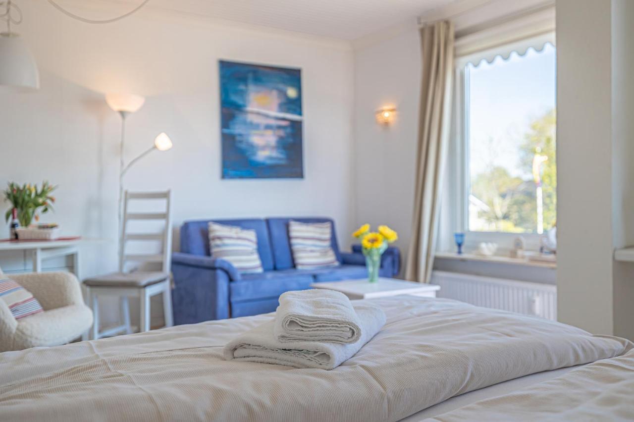 Fewo1846 - Sonne Und Meer - Kleines Studio-Apartment Mit Balkon Und Meerblick Gluecksburg Luaran gambar
