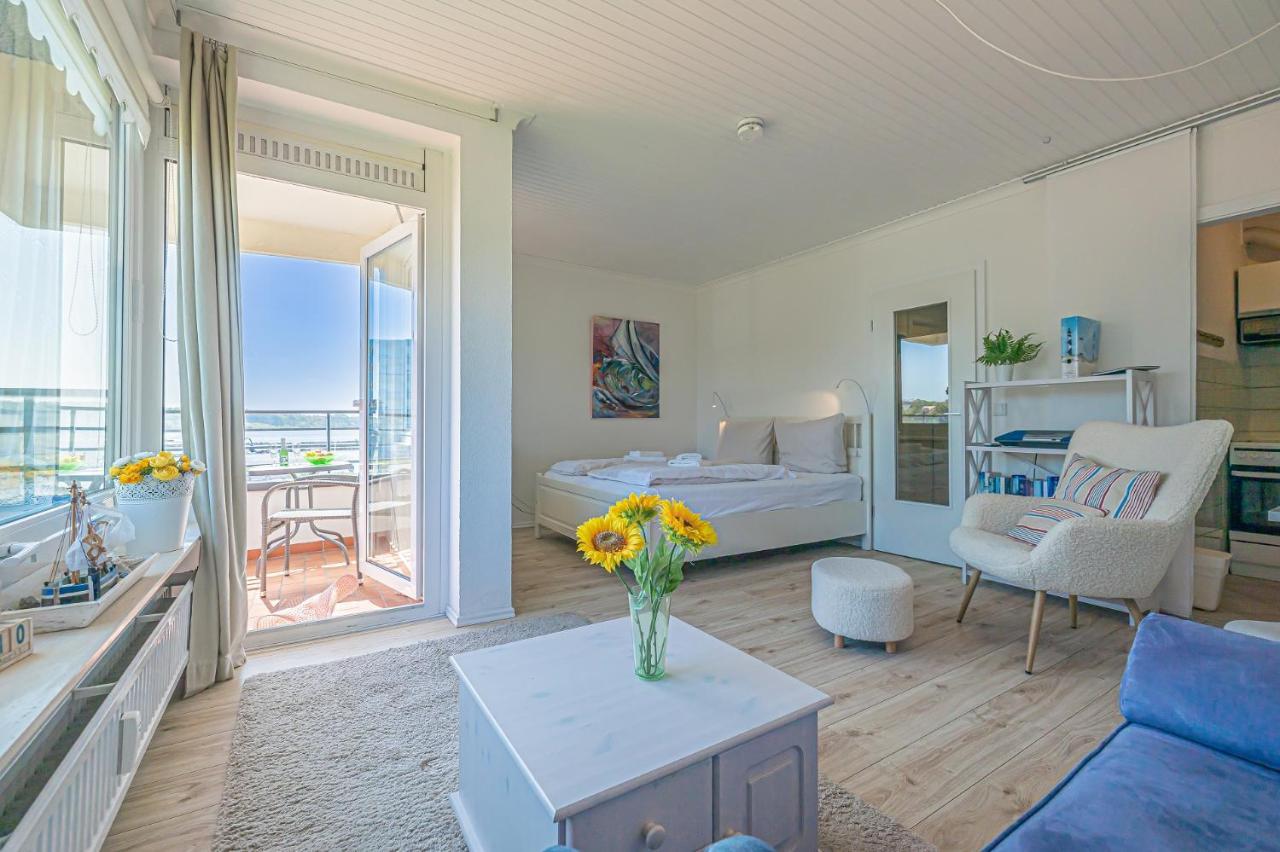 Fewo1846 - Sonne Und Meer - Kleines Studio-Apartment Mit Balkon Und Meerblick Gluecksburg Luaran gambar